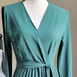 SHEIN long sleeve pleated dress